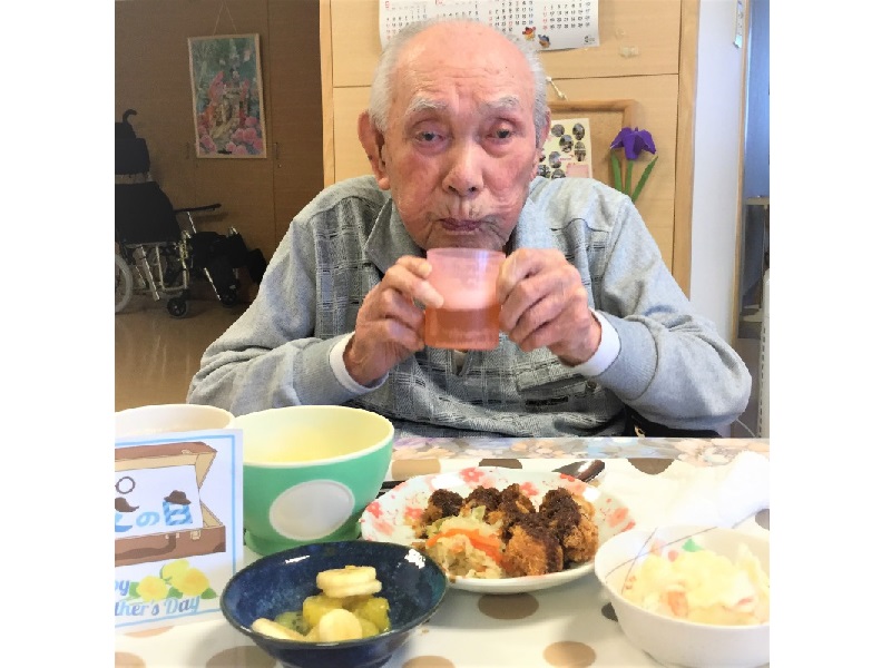 特別養護老人ホームひなた　2022/6月　父の日